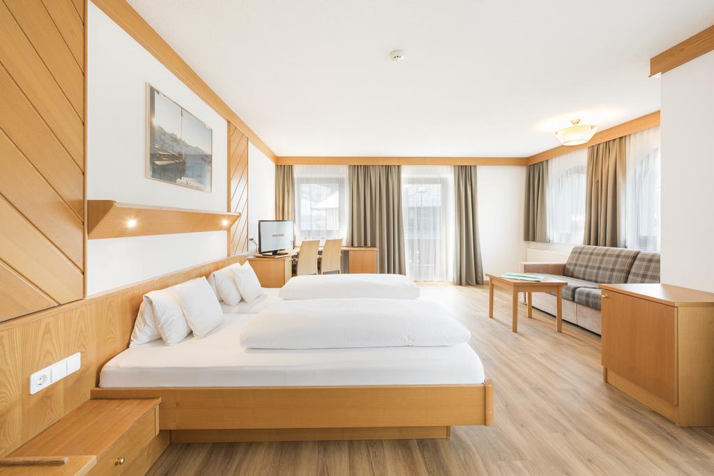 Der Waldhof Hotel Scheffau am Wilden Kaiser Room photo